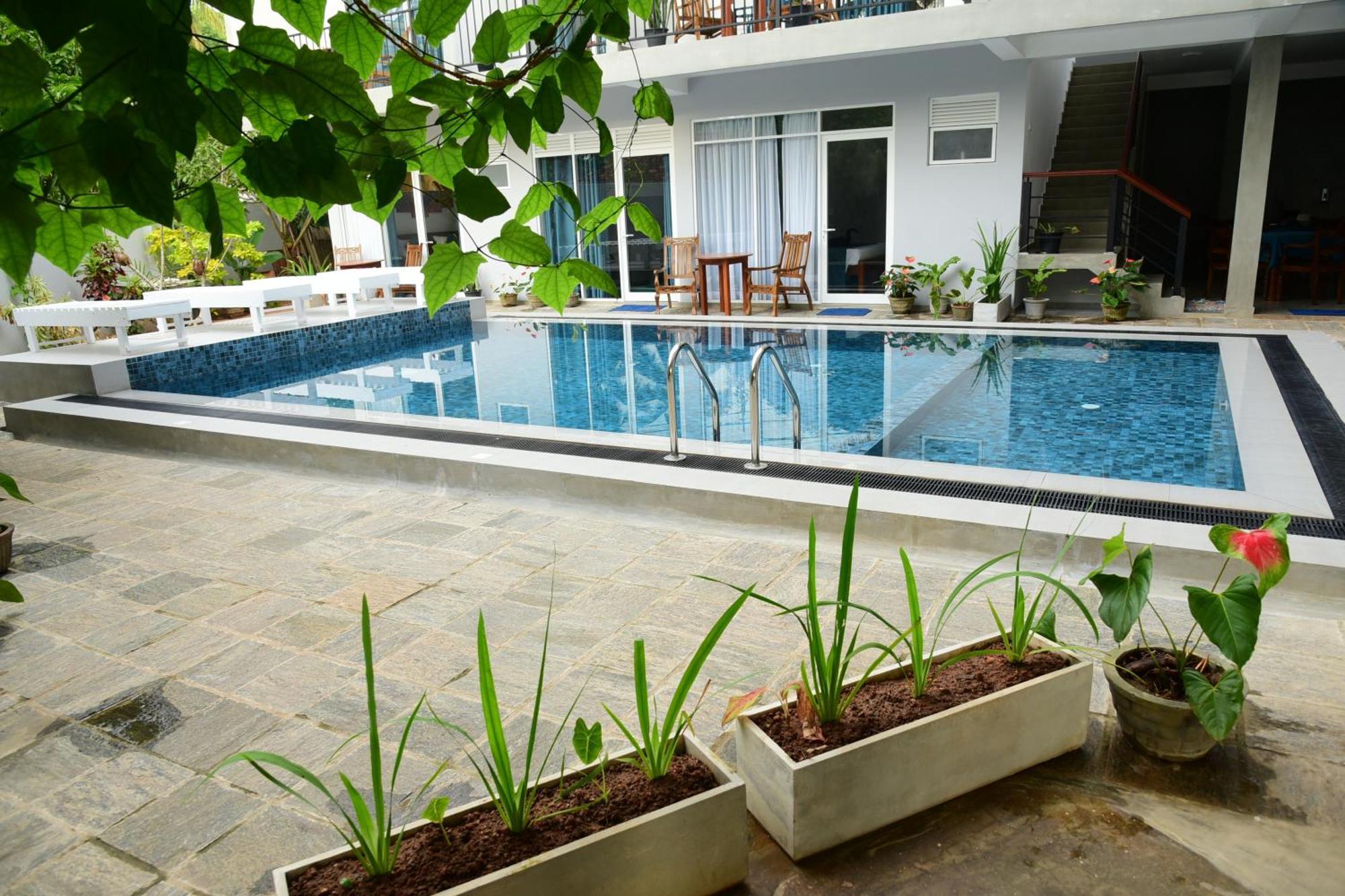 Di Sicuro Tourist Inn Hikkaduwa Exterior foto