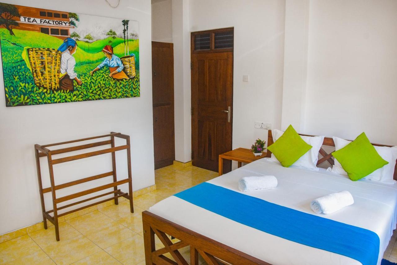 Di Sicuro Tourist Inn Hikkaduwa Exterior foto